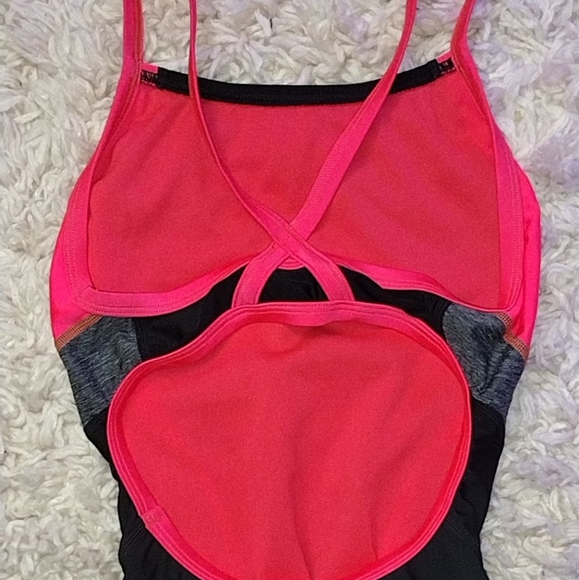 🌸 Speedo One Piece Swimsuit 32/6 - Picture 2 of 3